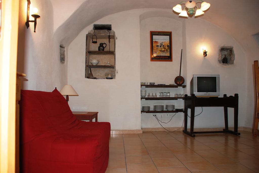 Les Jardins Du Mas Evesque Bed and Breakfast Rousson  Camera foto