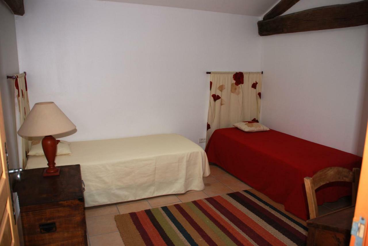 Les Jardins Du Mas Evesque Bed and Breakfast Rousson  Esterno foto