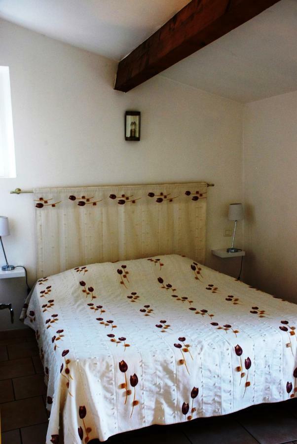 Les Jardins Du Mas Evesque Bed and Breakfast Rousson  Esterno foto
